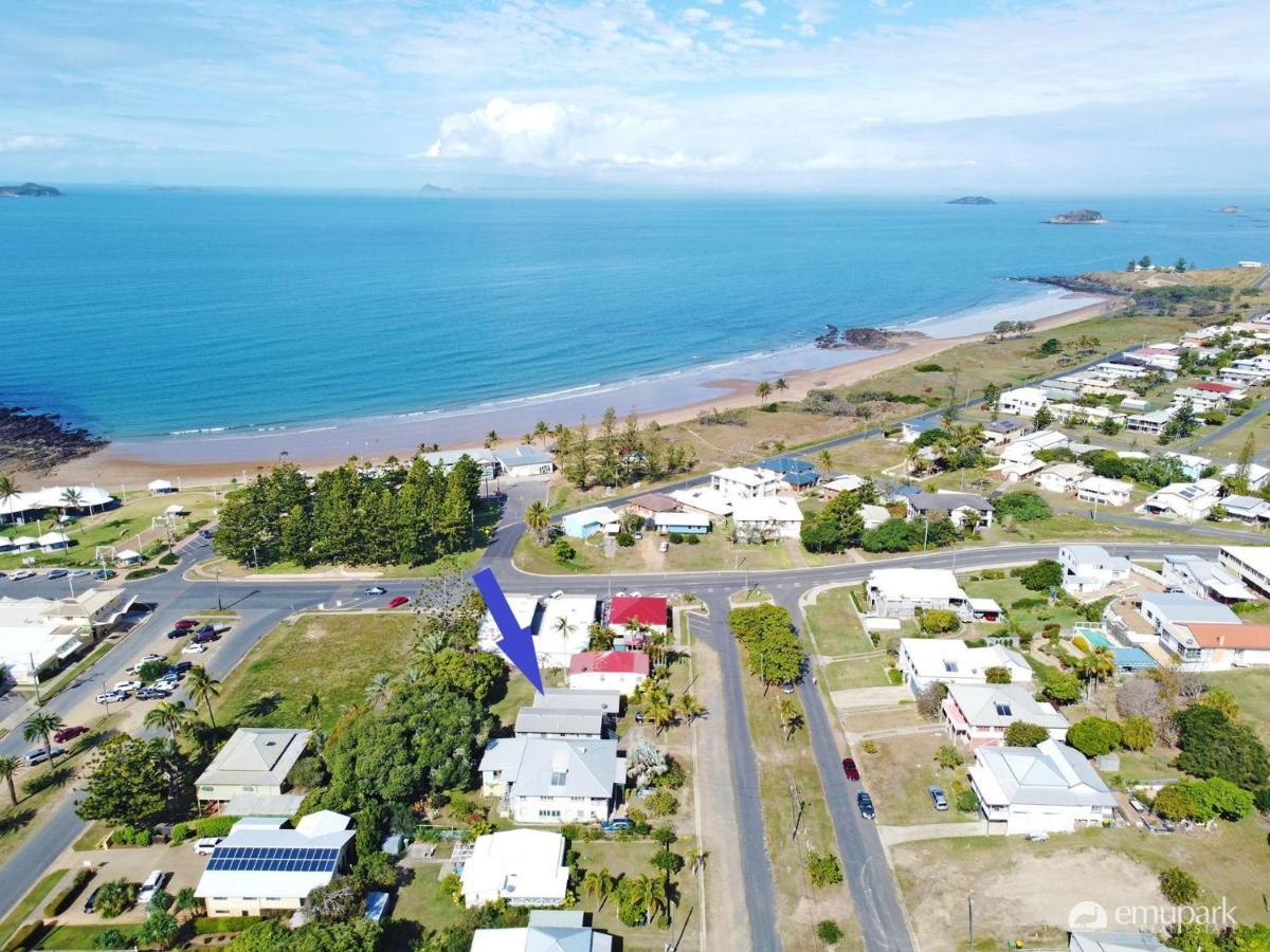 Sea Breeze On Archer! Villa Emu Park Exterior photo